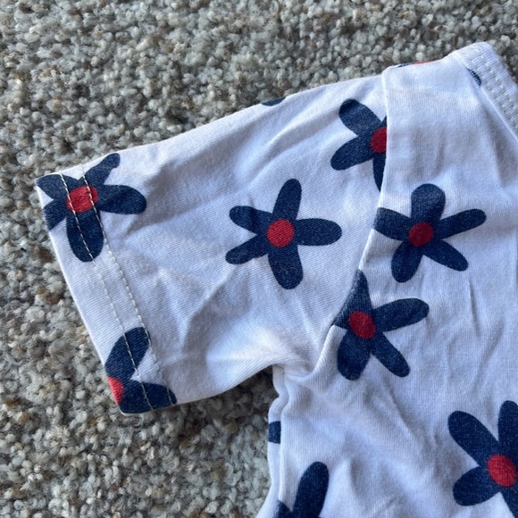 Vivie & Ash Floral Peplum Top - Picture 4 of 4